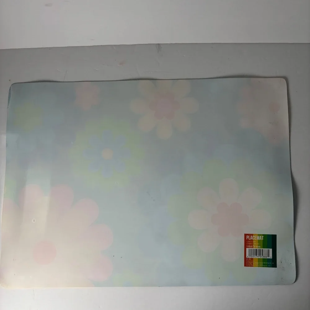 Retro Groovy Floral Daisy Placemats Set of 4 13x18 Green Blue Plastic  Flower